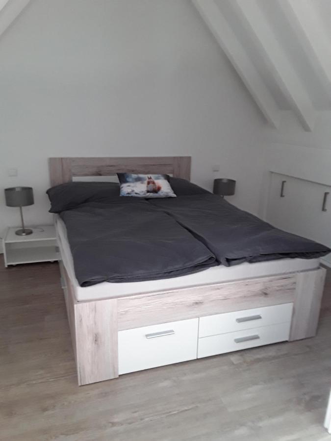 Willkommen In Unserem Kleinen Paradies Venningen Exterior foto